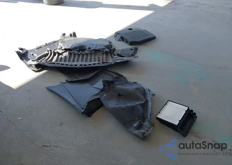 2019 Mercedes-Benz C 300 из США, поврежденный, VIN 55SWF8DB9KU288848